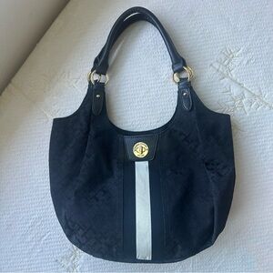 Vintage Tommy Hilfiger shoulder bag purse